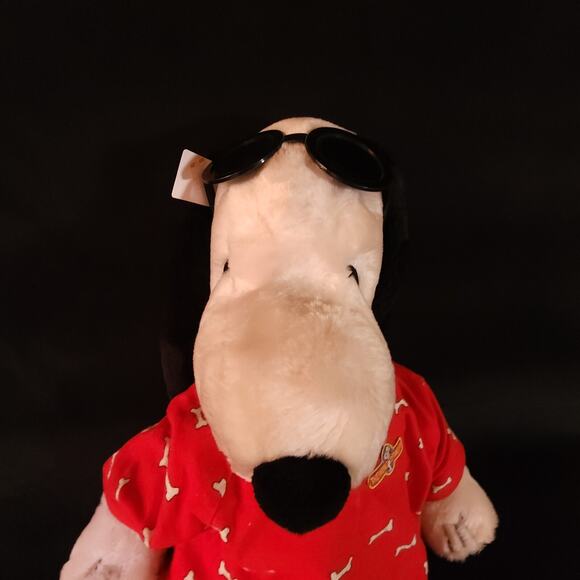 Rare Vintage The World Of Wonder Snoopy Stuffed Toy Figure w/ Red Pajamas Outfit - Picture 7 of 11